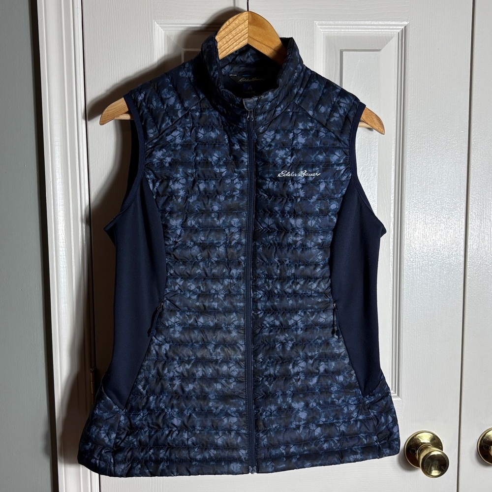 Women’s Eddie Bauer vest size PM